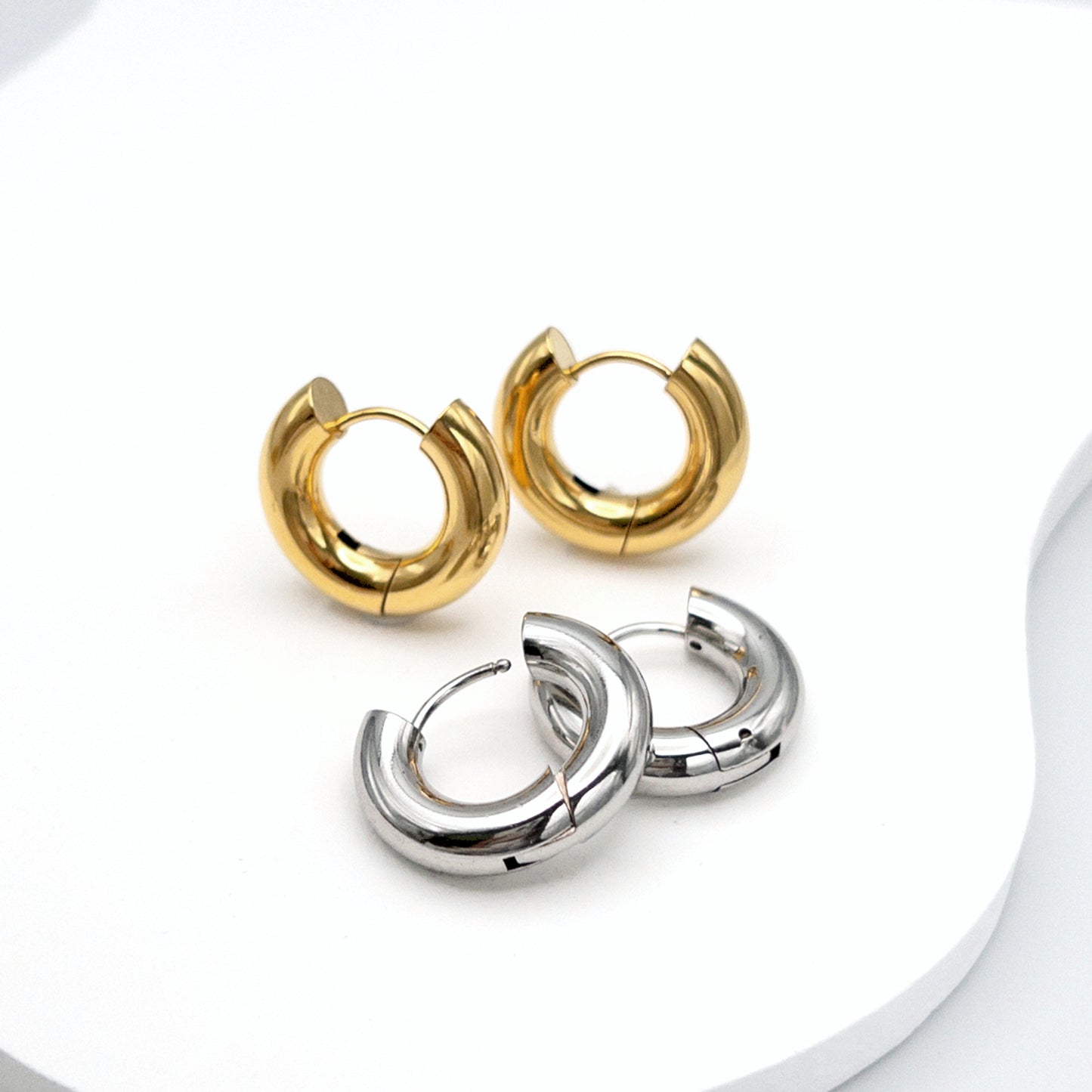 Chunky Huggie Hoop One-Touch Surgical Stainless Steel Earrings, PVD Plating Gold Hoop Earrings, Sleeper Earrings, Hypoallergenic (STER0028G)