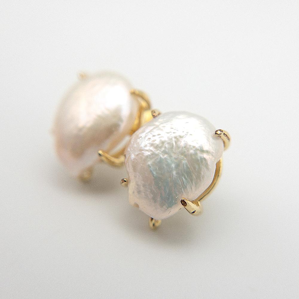 Round Cultured Pearl Stud Earring Findings with Loop for Making Drop & Dangle Earring, With Ear Nut, Lead and Nickel Free 18K Gold Plating