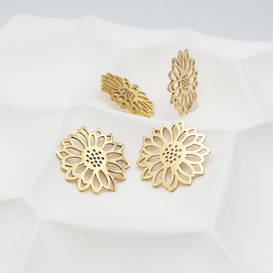 Sunflower Pendant Jewelry Connector, 2PCs+ Open Hypoallergenic Steel Charm in PVD Gold Plating, Nature Charm for Jewelry Making and Crafting
