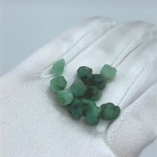 Raw EMERALD Gemstone, Dainty MAY Birthstone, 1mm Hole Center Drill, Heart Chakra Healing Crystal, Loose Gemstone Retail & Wholesale (G05RAW)